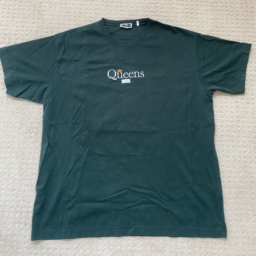 Queens Kith Tshirt XL